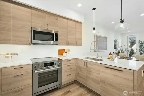 116 2nd Street S Kirkland WA 98033