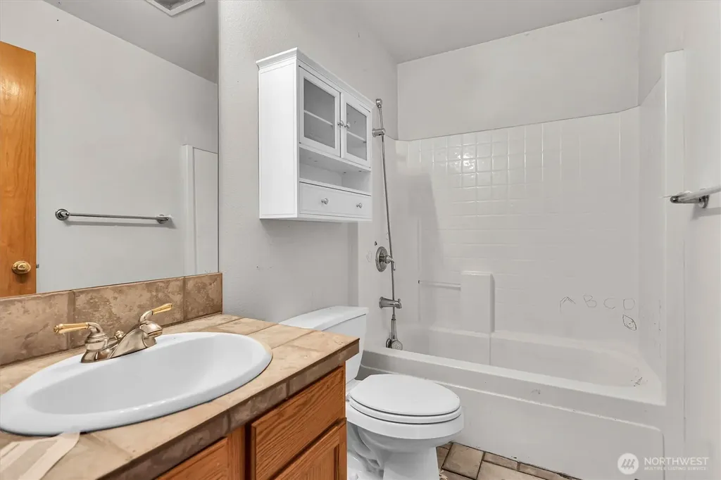 15708 92nd Court SE Yelm WA 98597