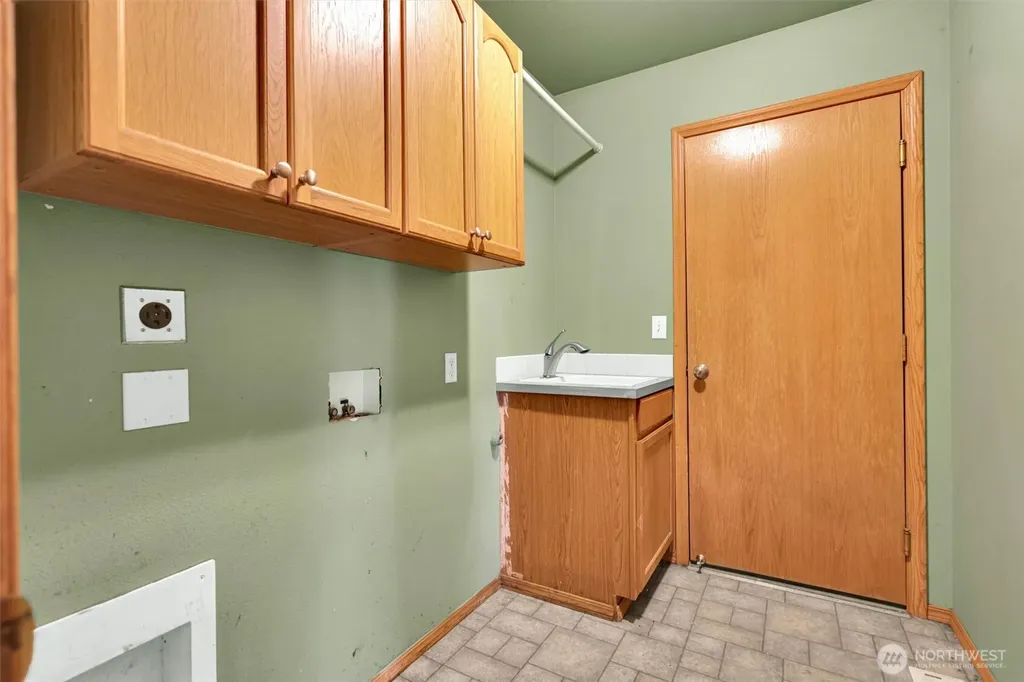 15708 92nd Court SE Yelm WA 98597