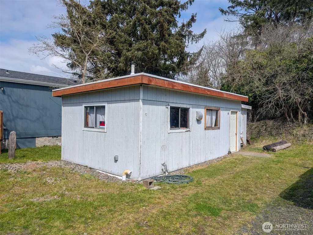808 Magellan Avenue NE Ocean Shores WA 98569