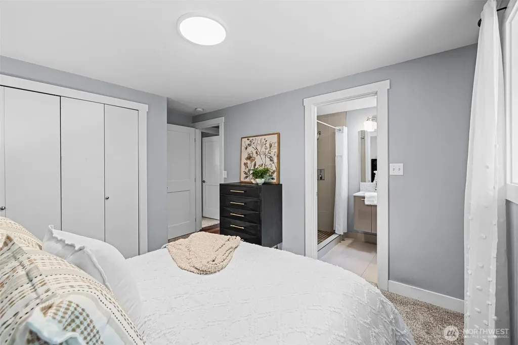 8629 223rd Street SW Edmonds WA 98026