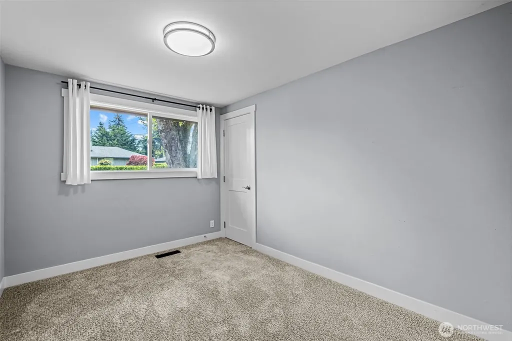 8629 223rd Street SW Edmonds WA 98026