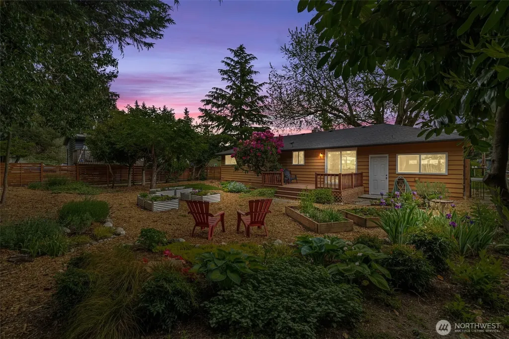 8629 223rd Street SW Edmonds WA 98026