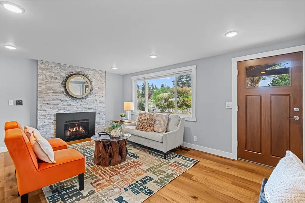 8629 223rd Street SW Edmonds WA 98026