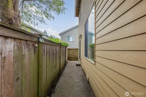 20 92nd Avenue SE Lake Stevens WA 98258