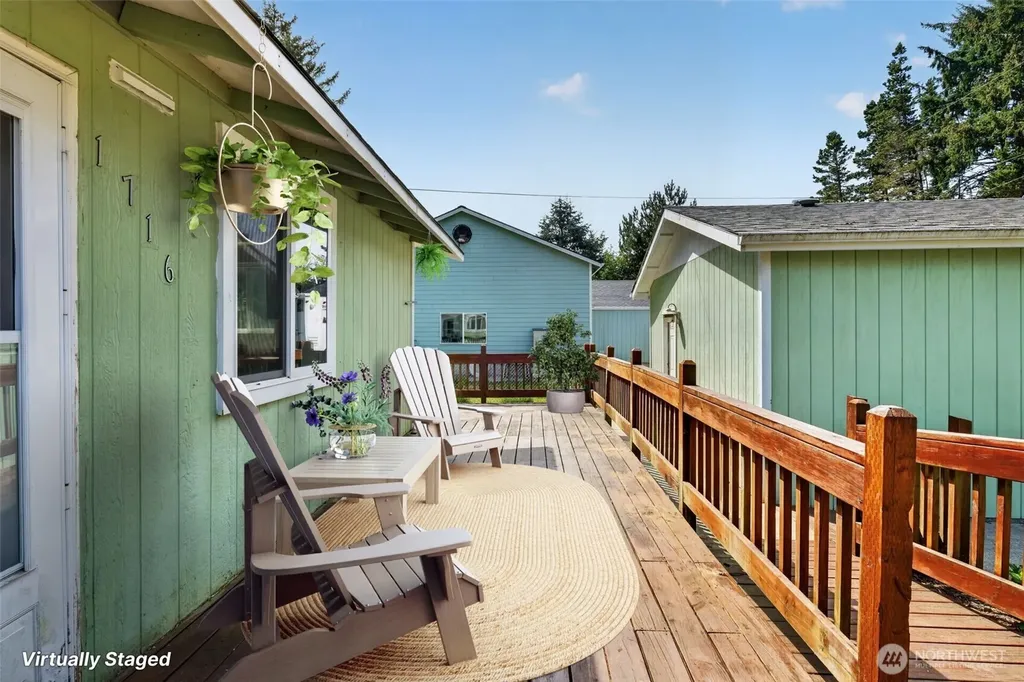 1716 194th Street Long Beach WA 98631