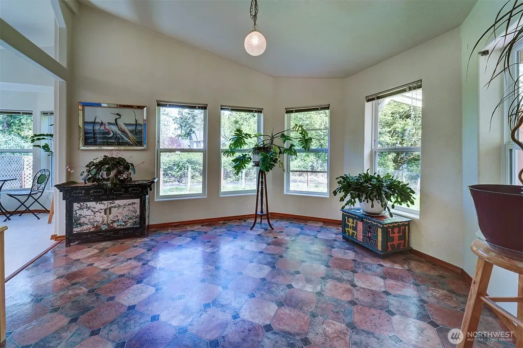8163 NE Eaglepoint Lane Kingston WA 98346