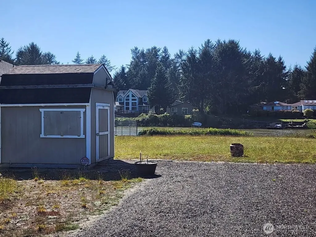 266 Overlake Street NE Ocean Shores WA 98569