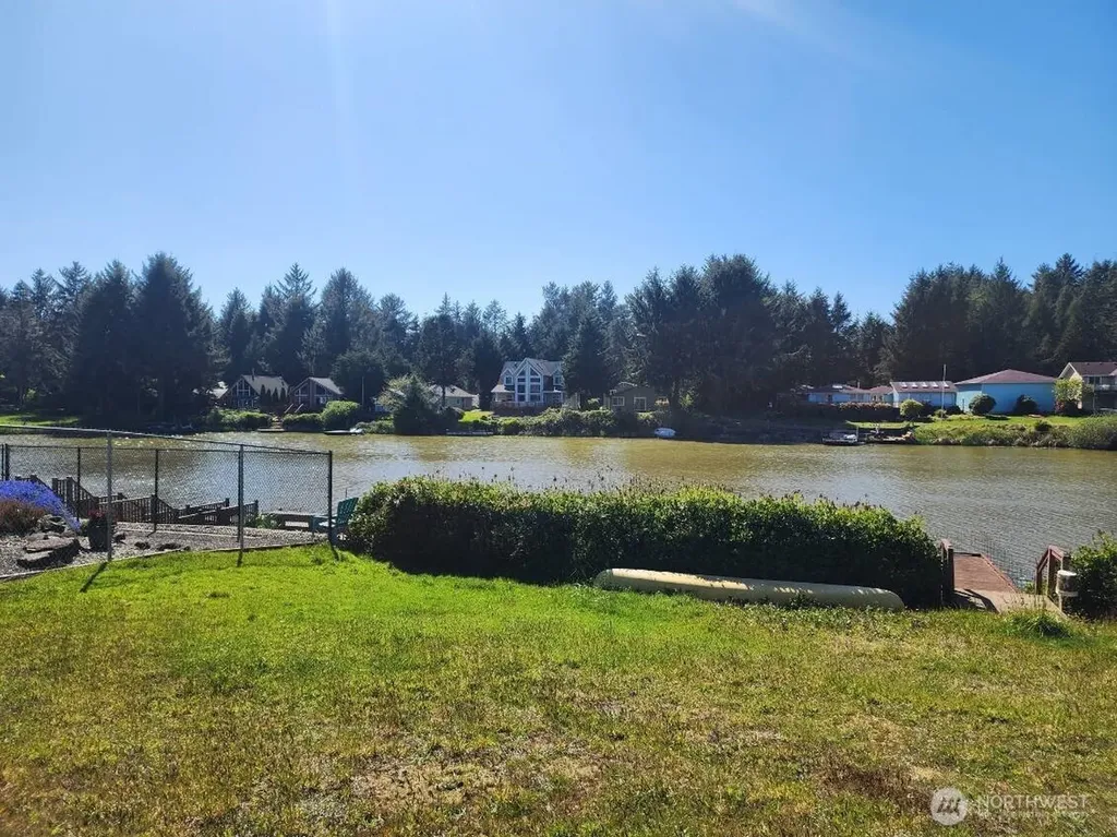 266 Overlake Street NE Ocean Shores WA 98569