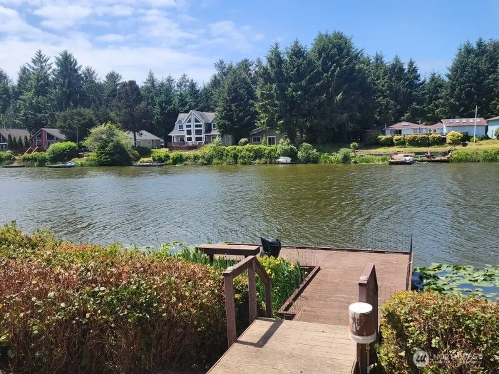 266 Overlake Street NE Ocean Shores WA 98569