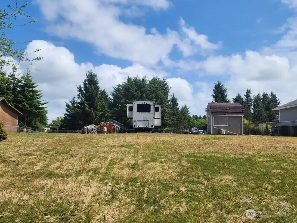 266 Overlake Street NE Ocean Shores WA 98569