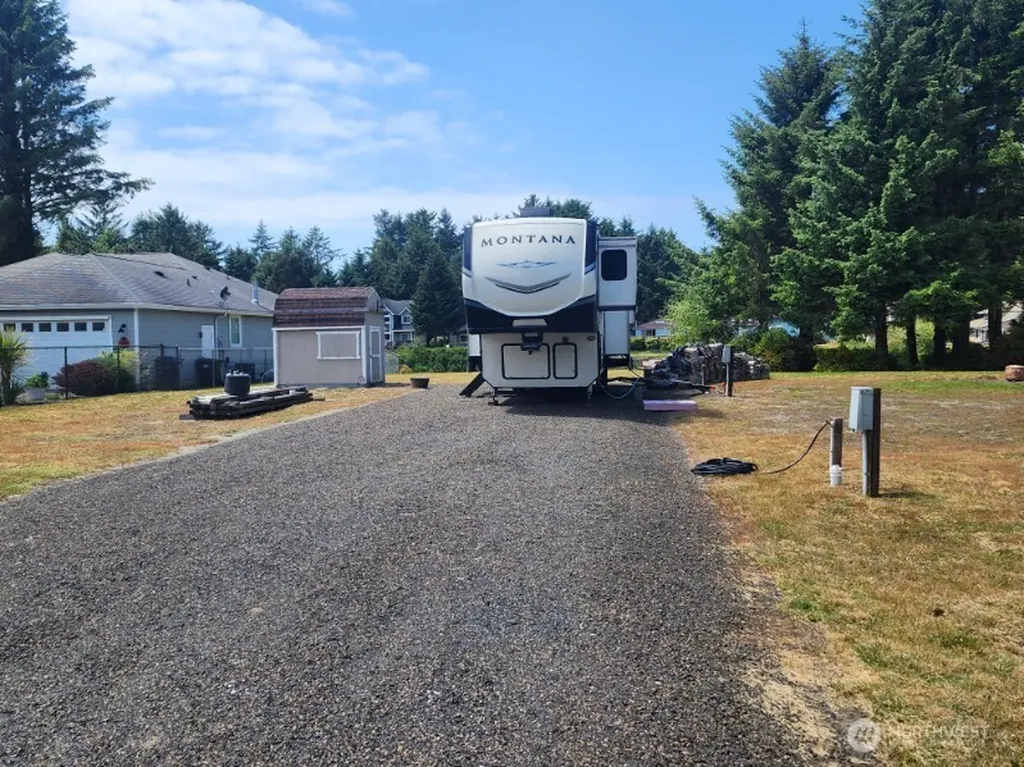 266 Overlake Street NE Ocean Shores WA 98569