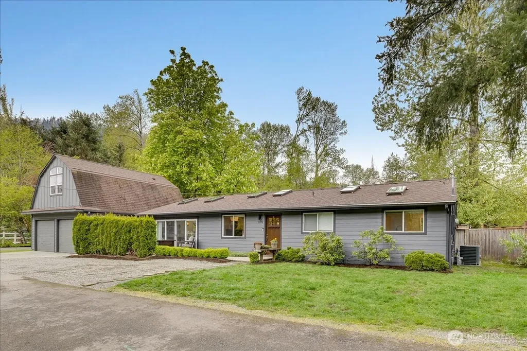 1109 Lewis Lane SE Issaquah WA 98027