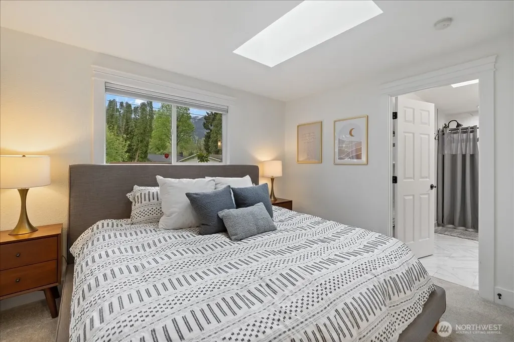 1109 Lewis Lane SE Issaquah WA 98027