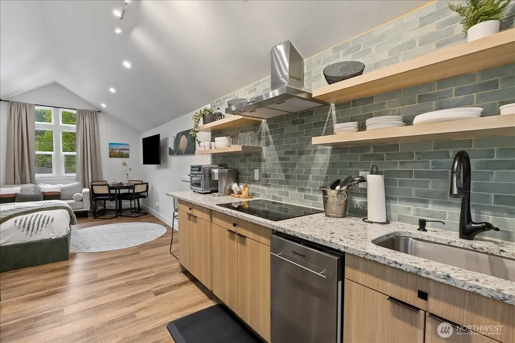 1109 Lewis Lane SE Issaquah WA 98027