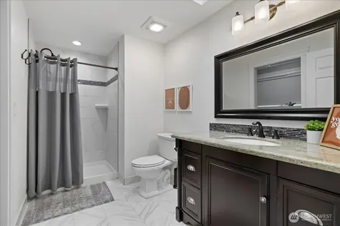 1109 Lewis Lane SE Issaquah WA 98027