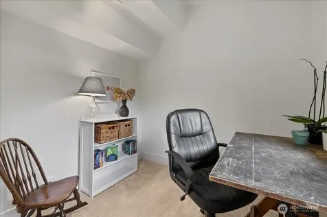 1109 Lewis Lane SE Issaquah WA 98027