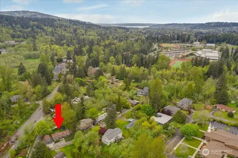 1109 Lewis Lane SE Issaquah WA 98027