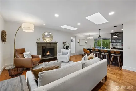 1109 Lewis Lane SE Issaquah WA 98027