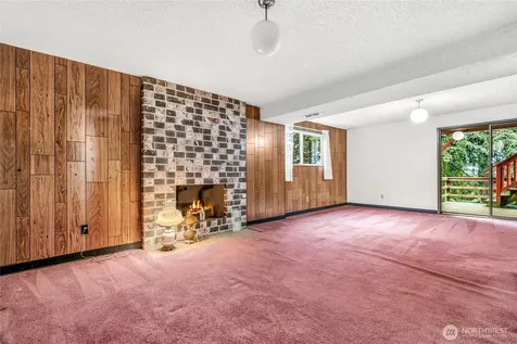 6353 121st Avenue SE Bellevue WA 98006