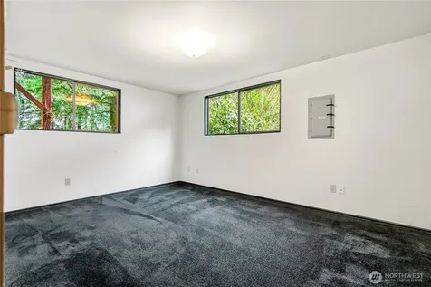 6353 121st Avenue SE Bellevue WA 98006
