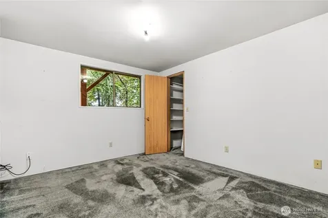 6353 121st Avenue SE Bellevue WA 98006