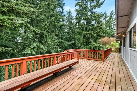 6353 121st Avenue SE Bellevue WA 98006