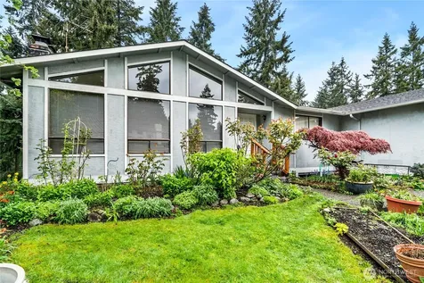 6353 121st Avenue SE Bellevue WA 98006