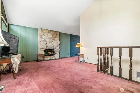 6353 121st Avenue SE Bellevue WA 98006