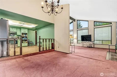 6353 121st Avenue SE Bellevue WA 98006
