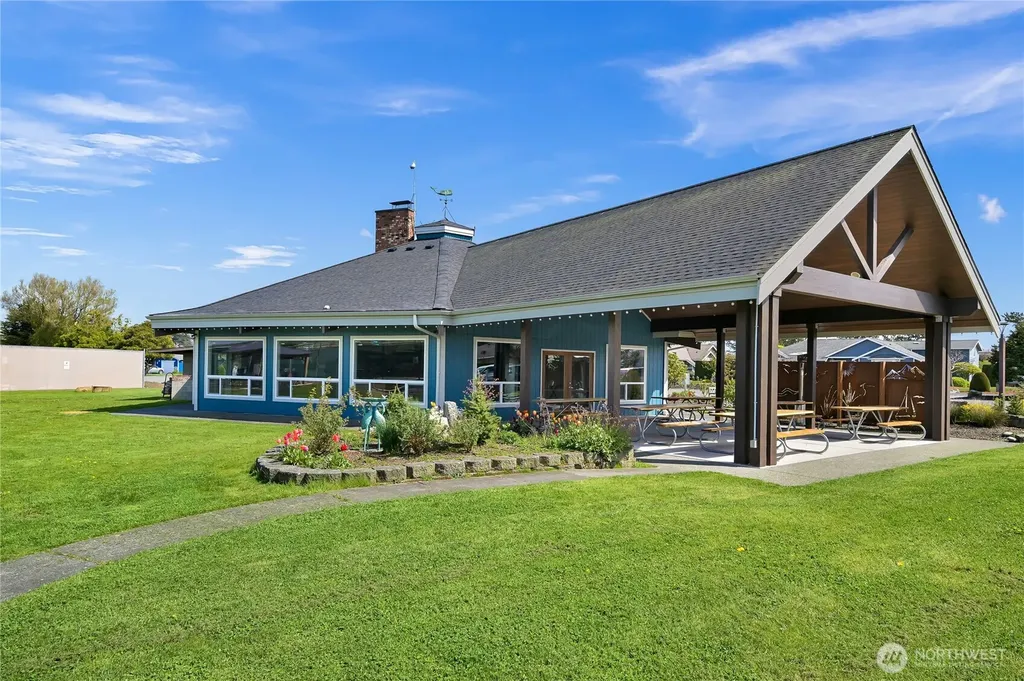 8103 Kayak Way Blaine WA 98230