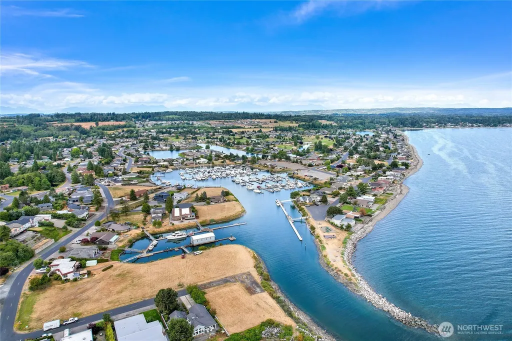 8103 Kayak Way Blaine WA 98230