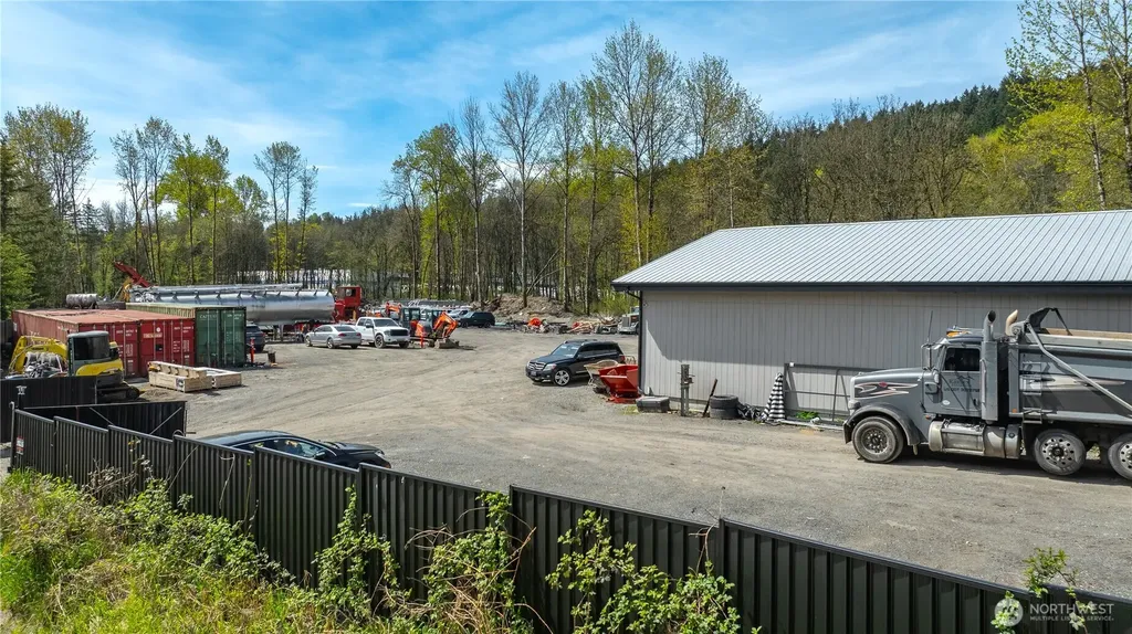 37405 Pacific Highway S Federal Way WA 98003