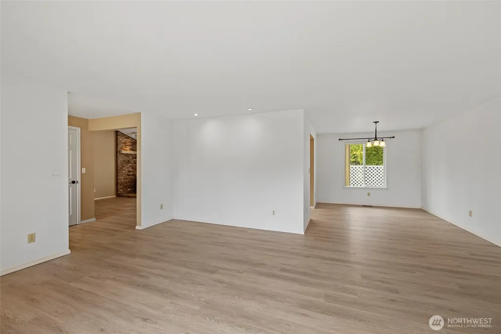 90 Chinook Place La Conner WA 98257