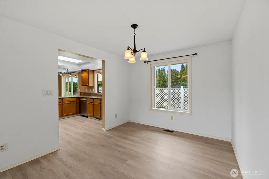 90 Chinook Place La Conner WA 98257