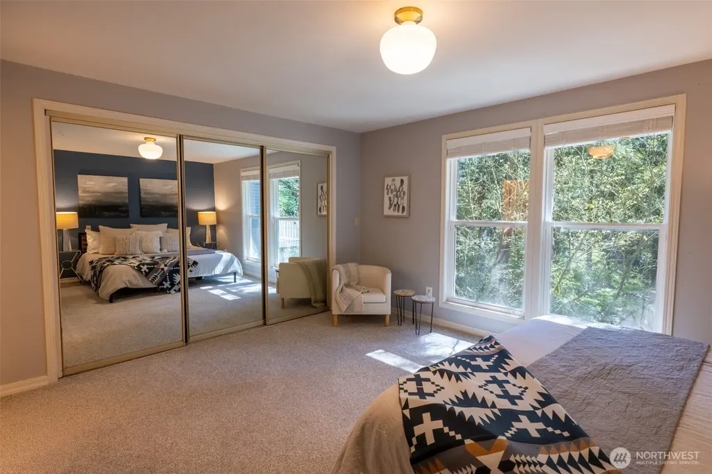 1701 Serena Lane NW Gig Harbor WA 98335