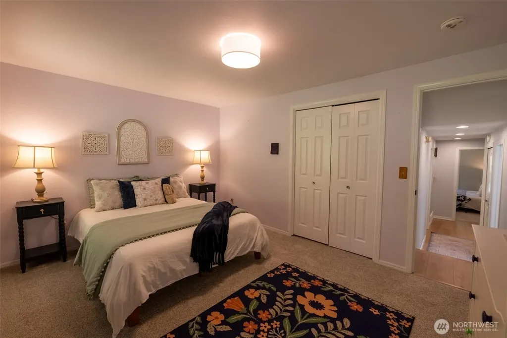 1701 Serena Lane NW Gig Harbor WA 98335