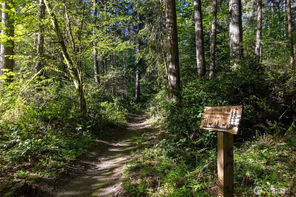 1701 Serena Lane NW Gig Harbor WA 98335