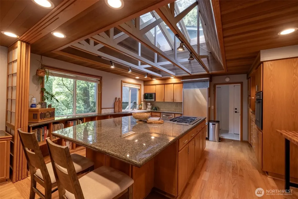 1701 Serena Lane NW Gig Harbor WA 98335