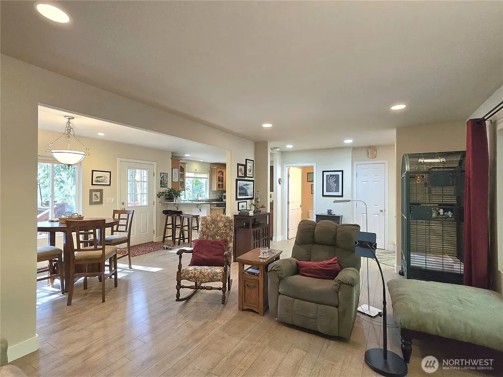 4912 165th Ave SW Longbranch WA 98351