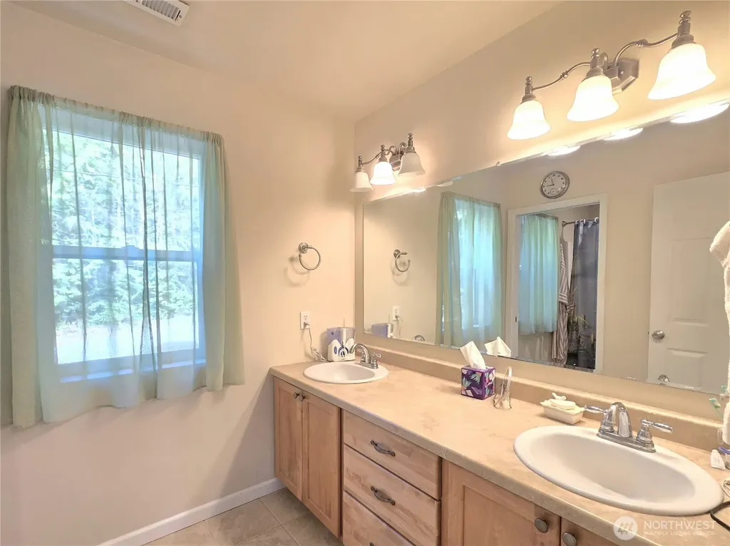 4912 165th Ave SW Longbranch WA 98351