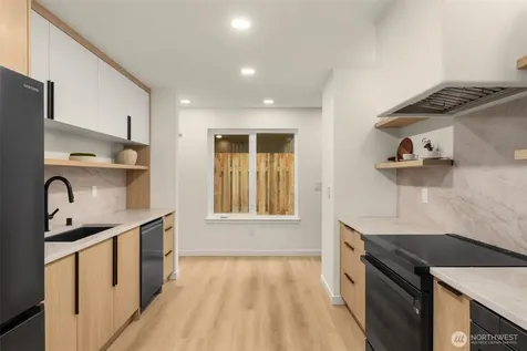 14035 Densmore Avenue N Seattle WA 98133