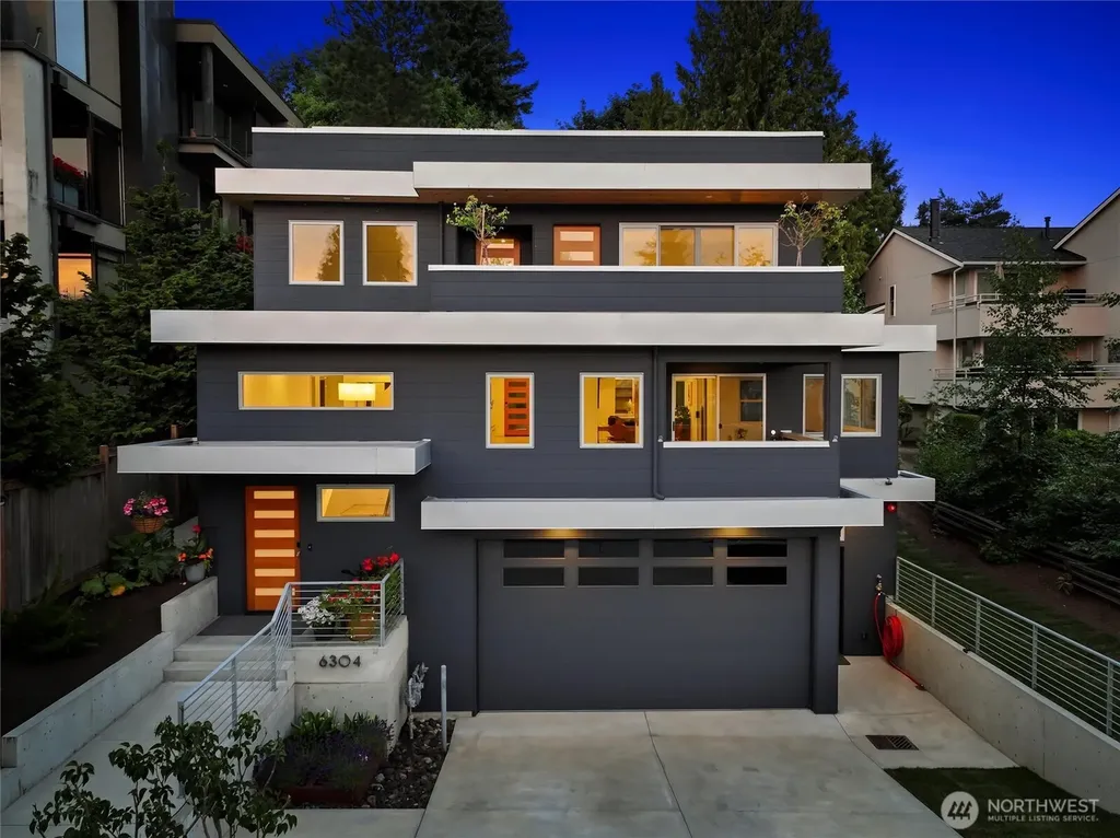 6304 Lakeview Drive Kirkland WA 98033