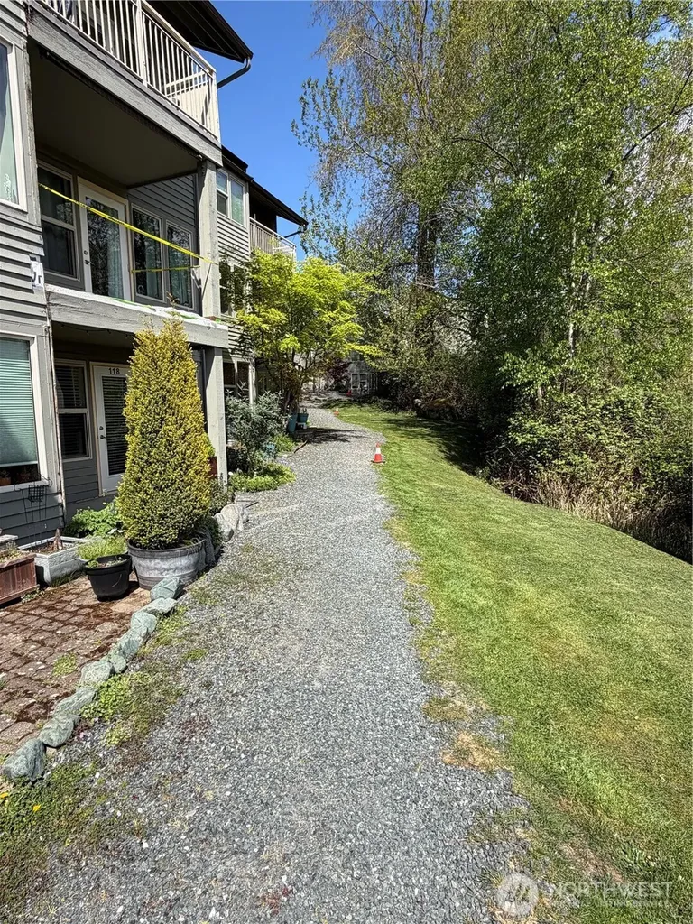 3700 Alabama Street Bellingham WA 98229