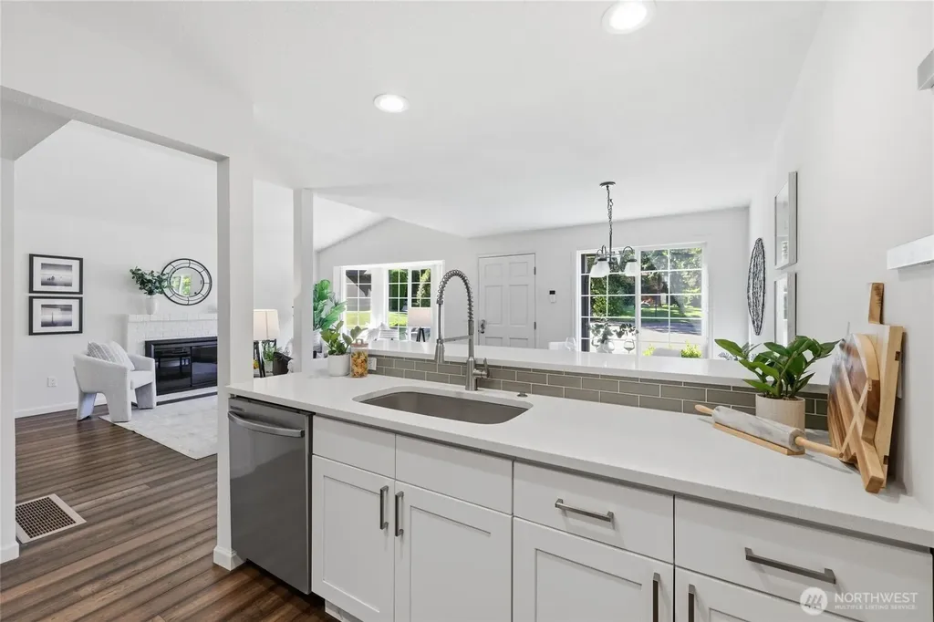 14152 87th Place NE Kirkland WA 98034