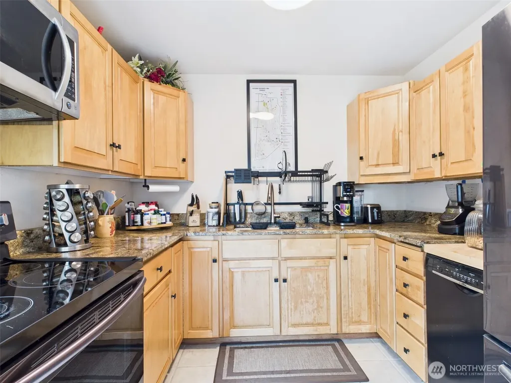 1019 Catala Avenue SE Ocean Shores WA 98569