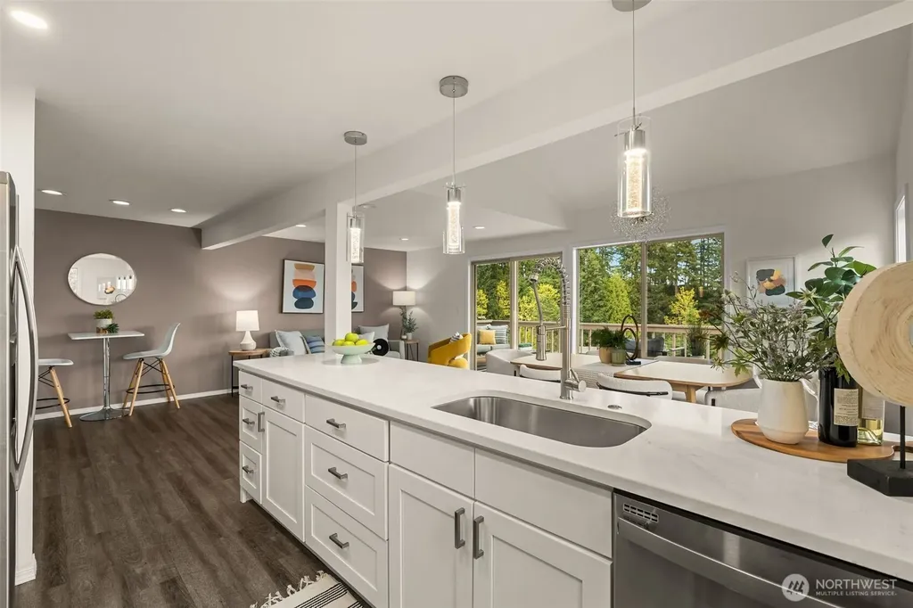 216 167th Place NE Bellevue WA 98008