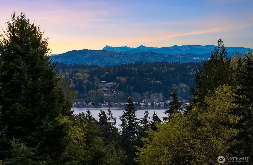 216 167th Place NE Bellevue WA 98008