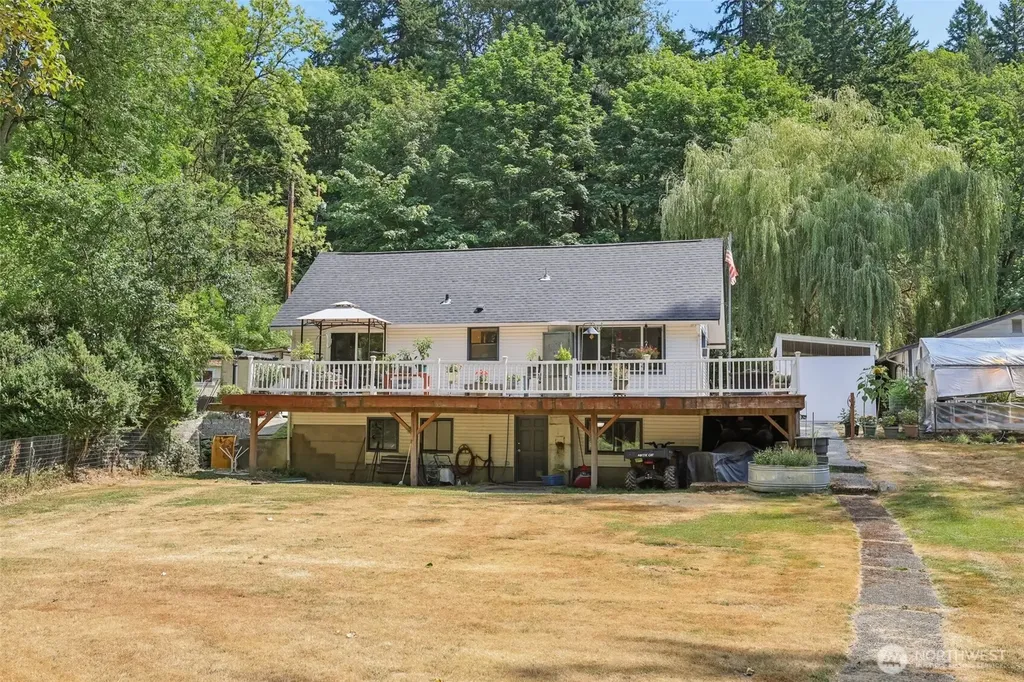 17209 W Riverside Drive Bothell WA 98011