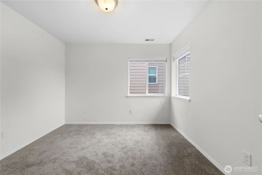 8410 72nd Place NE Marysville WA 98270